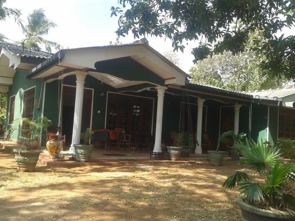 Elephant Safari Lodge Sigiriya Junction ฮาบารานา ภายนอก รูปภาพ