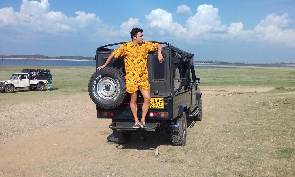 Elephant Safari Lodge Sigiriya Junction ฮาบารานา ภายนอก รูปภาพ