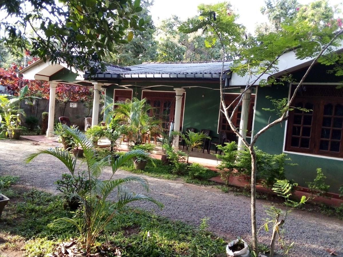 Elephant Safari Lodge Sigiriya Junction ฮาบารานา ภายนอก รูปภาพ