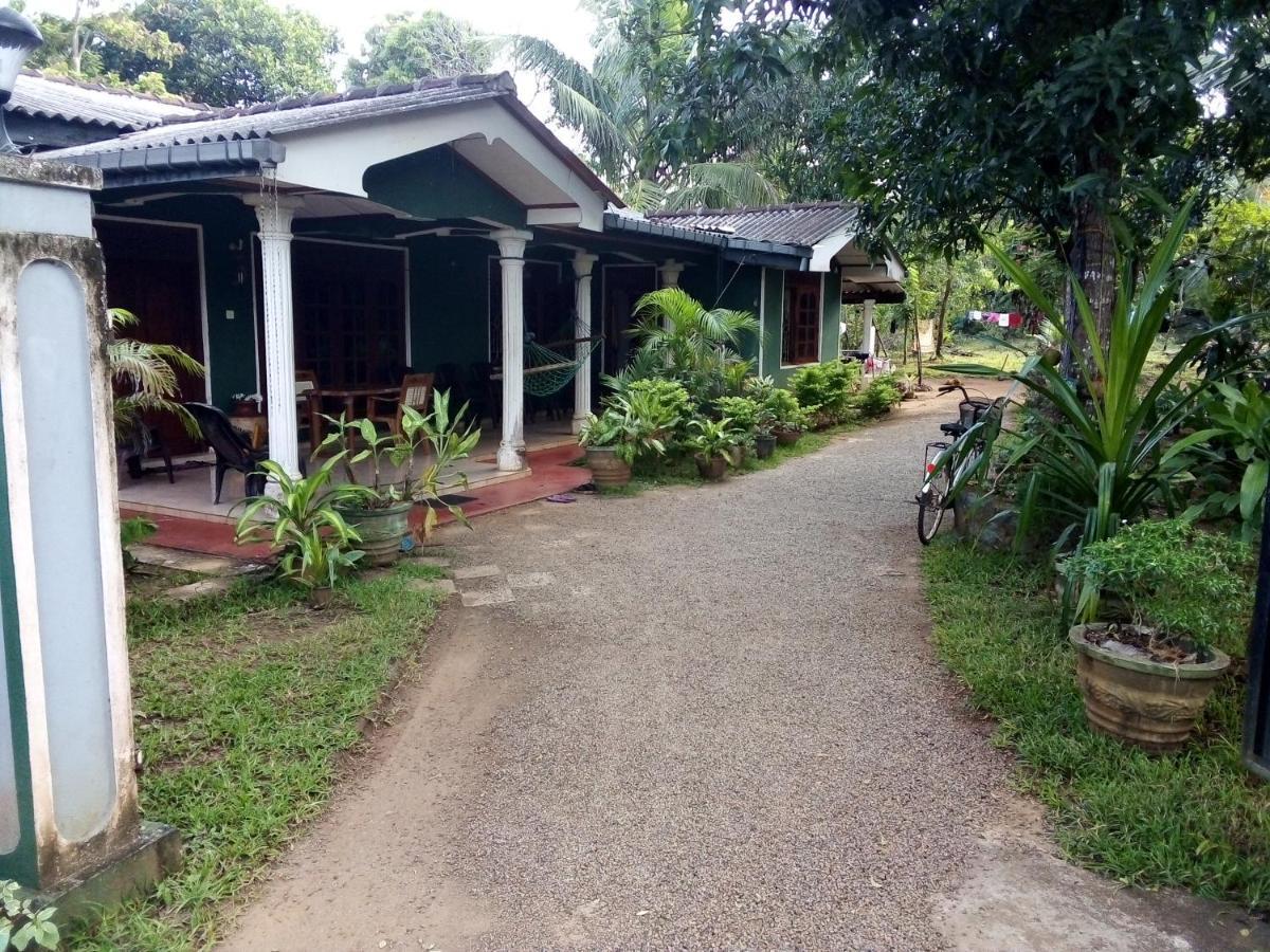 Elephant Safari Lodge Sigiriya Junction ฮาบารานา ภายนอก รูปภาพ